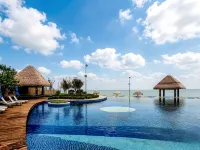 Voyager · Vacation Apartments (Naxianghai Branch) - Beach