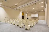Sanya Phoenix Airport Hotel (Next to The Terminal) - Business