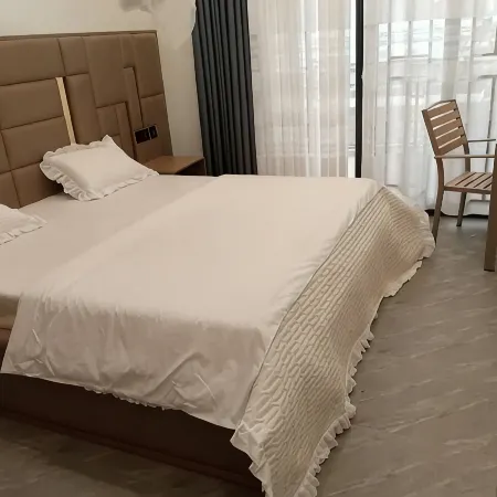 JAMOS GUEST HOUSE
