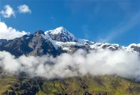Kantu Inn - Tourist Lodging - Mountain view