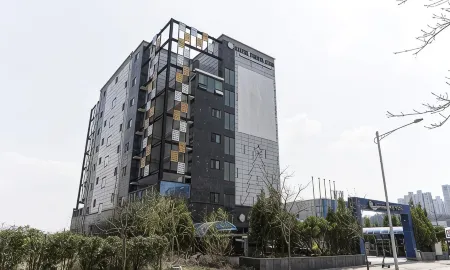 Gimpo Pentastar Hotel
