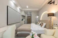 Nuanyu Movie Homestay (Gongyi Zhengshang Haobushika)
