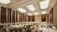 Wyndham Grand Plaza Royale Peach Blossom Hot Springs Resort Hunan - parcheggio