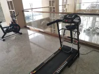 Pinshangjin Hotel Dongxing international trade port store - Gym