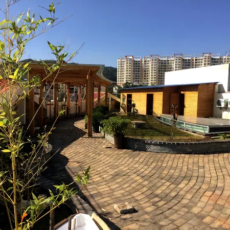 Maitreya Hot Springs Homestay