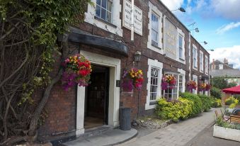 The Bulls Head Hotel - Housity