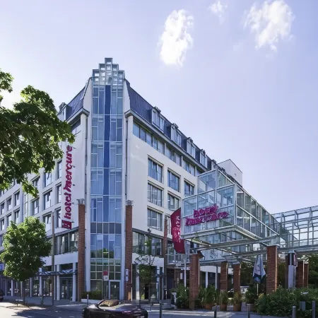 Mercure Hotel Berlin Tempelhof Отели рядом с достопримечательностью «Нойкельн»