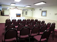 Royal Inn & Suites - 2-Star