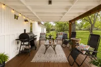 Railway Retreat Station Stay- Sleeps 9 Fifa World Cup 30 mi Away