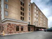Best Western Plus Newark Airport West Hotels near Path Train Station