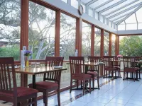 อาร์ทีเซียน สปา โมเทล โรงแรมในโมรี