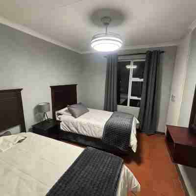 Paradise Cove Marina Rooms