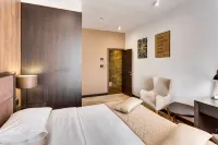 Harten Business & International Hotel