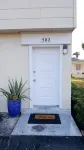 Naples Park Oasis - Cozy Two Bedroom Apartment - 4-Star