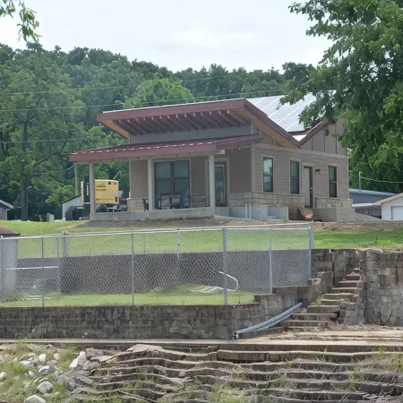Tiny House on the Lake in Salina, Oklahoma