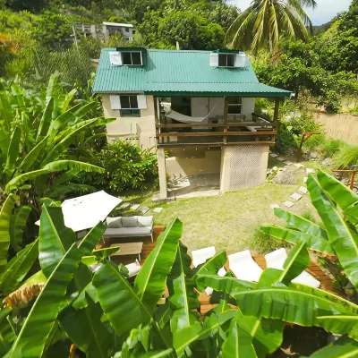 Little Diamond Jungle Home, Panoramic Ocean Views, 2 Verandas &Tropical Garden Hoteles en 