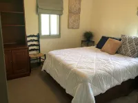 Charming farmhouse property on 20 acres of land, comfortably sleeps 13