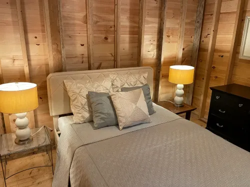 Large New Lakeside Cottage Central Air - Wi-Fi