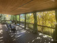 Spacious River House minutes to Hot Springs & WY Dino Center - 3-Star