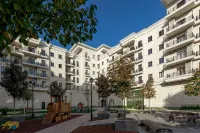 Boulevard Residence 54 - Condos