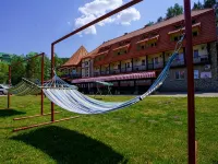 Blagodat' Hotel - Pet Friendly