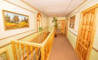 Russkiy Sever Hotel - 2-Star