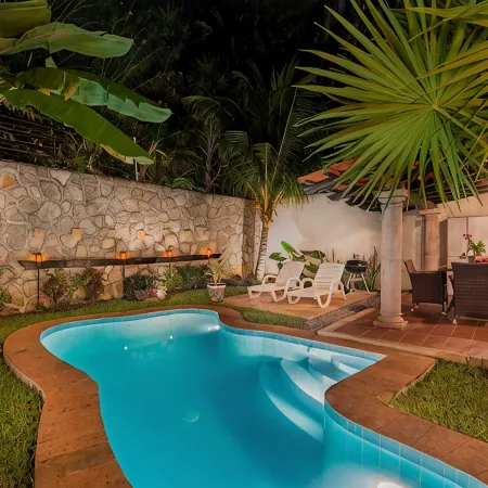 Private Colonial Boutique House with a Cool Pool in the Heart of Downtown Cancun