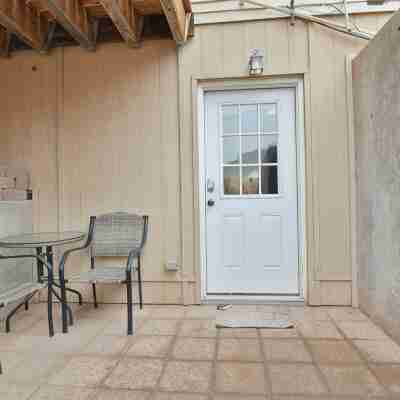 Comfy and quiet apartment close to Arches and Canyonlands National Park Others