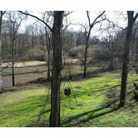 Cottage on riverbank one mile from Clarksdale in gated community