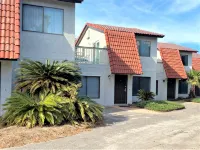 Amazing Location in Beautiful Blue Mountain Beach.  75 Yards from the Sand... - Badekar