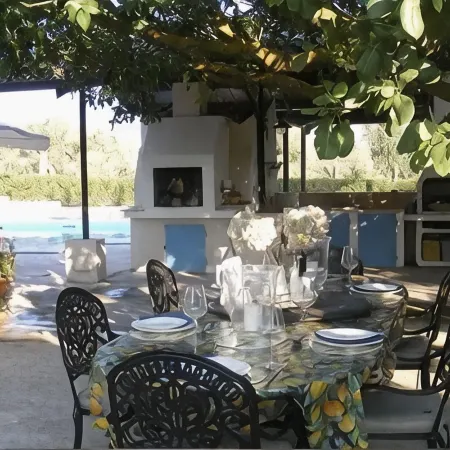 Villa Albero Limone Luxury 3 bedroom 4 bathooms farmhouse private pool and wif