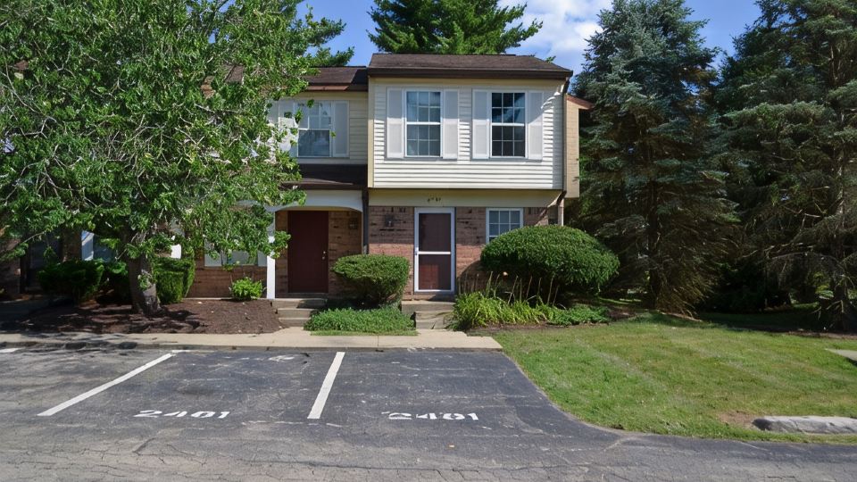 Townhouse in the Pines