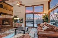 Camelback Condo - Premier Tranquility & Comfort