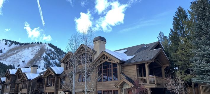 Spacious Sun Valley Retreat - Hot Tub + Walk to River Run & Downtown Hoteles en Ketchum