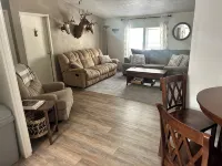 Northwoods getaway - minutes from beach, fishing & trails!