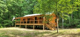 Secluded East TN Log Cabin
