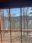Charming 2-bedroom cabin with WiFi in the the Smokey Mountains - 3-Star