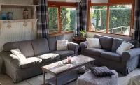 Lovely cottage at stock pond - 샬레 호텔