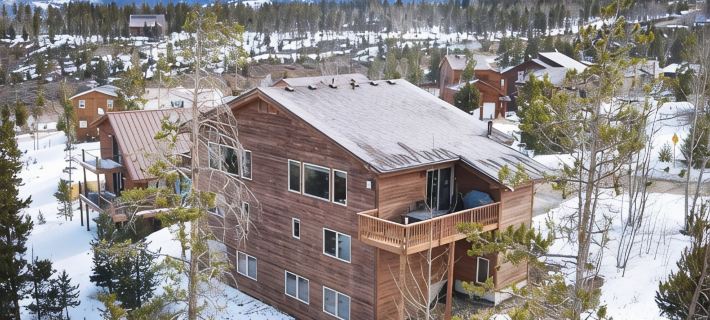 Winter Park Mountain Home/Near Bus Stop/Sleeps 7!! Hotels in Fraser