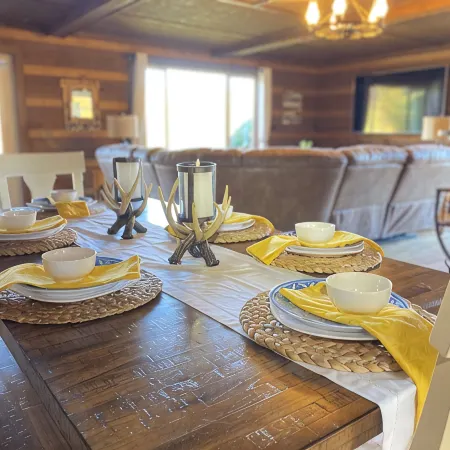 Cabin Guest Suite Retreat ft Million Dollar View!