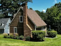 ESCAPE to Galena!  🌟Serenity Woods is your PREMIER, relaxing getaway! - 2-Star