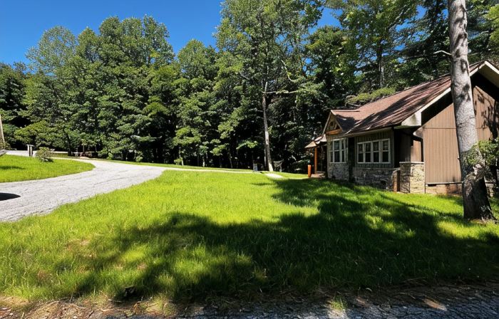 Merlot- 2 Bedroom Cottages Near Jones Von Drehle