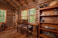 Little Log Cabin in the Woods - Chalets