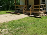 Sweeton Creek cozy cabin just minutes from Lake Norfork Hotels in Ozark County