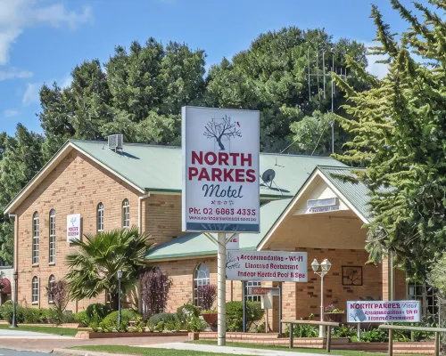 North Parkes Motel فنادق في باركيز