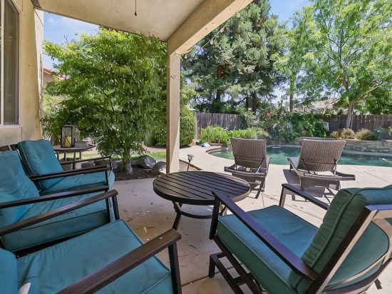 Large Family home near Sequoia National Park