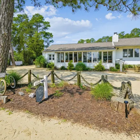 Hideaway in Hays Beach: Western Sandy Shore of Chesapeake Bay and 5g WiFi!