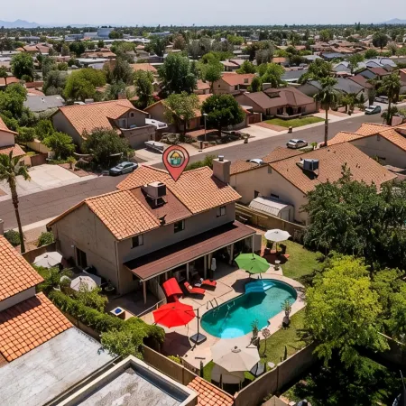 😎🏜️ <br>NEW Beautiful Relaxed Elegant Retreat.2330 sf 4b3b.