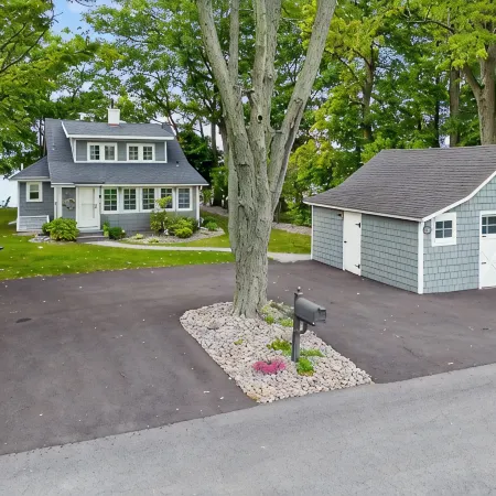 Waterfront Cottage with fireplace located directly on Owasco Lake.