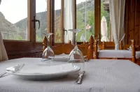 Hostal Noguera - Guest houses